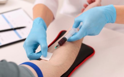 Techniciens de laboratoire médical : nouvelles compétences