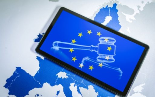 Loi d’adaptation au droit européen : les mesures sociales