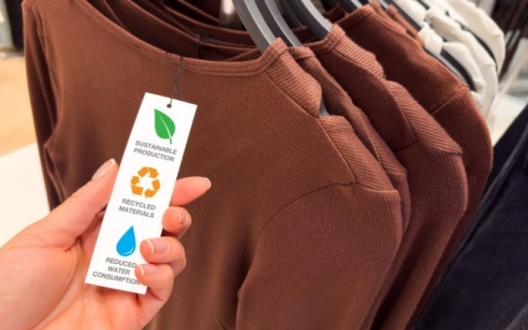 Score environnemental : nouveau dispositif d’information pour le textile