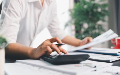 C’est l’histoire d’une société qui a changé de cap et ne peut plus regarder en arrière…