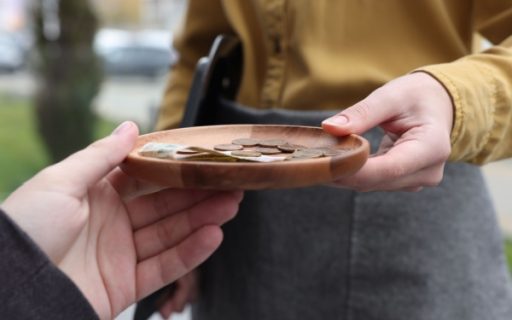 Pourboires : quel régime social et fiscal en 2026 ?