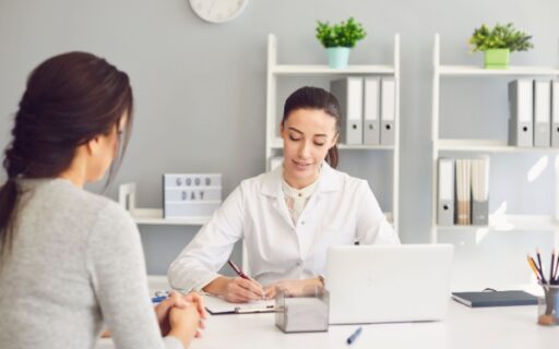 Arrêts de travail : la médecine du travail mieux informée ?