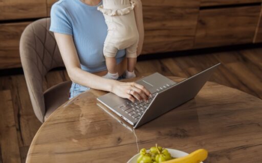 Congé supplémentaire de naissance : on connait les modalités pour les salariés