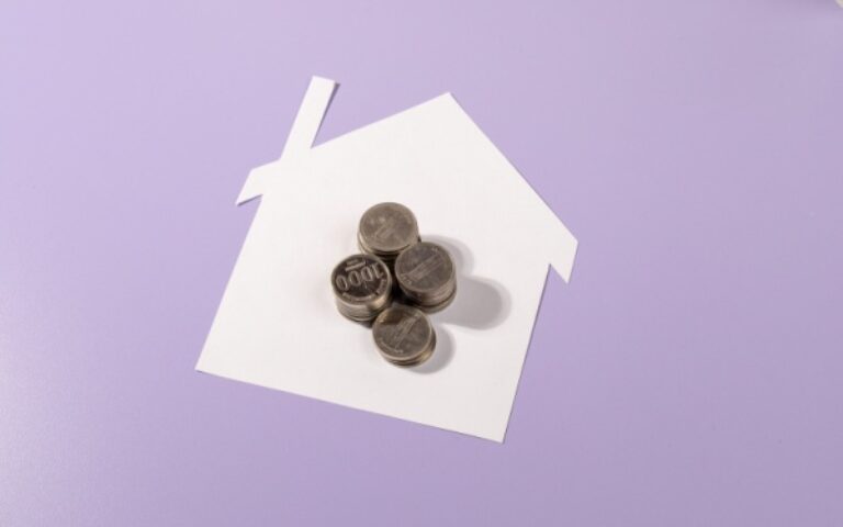 Frais de double résidence : fiscalement déductibles ?
