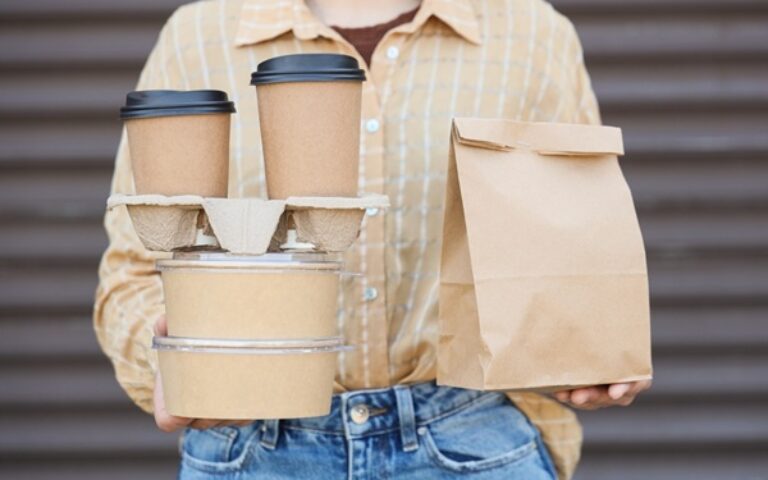 Restauration rapide : précision sur les jours de repos