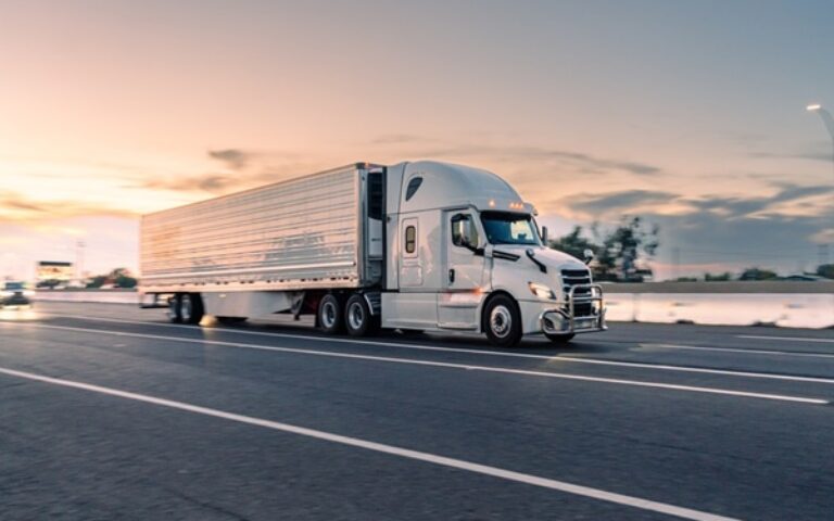 Écotaxe poids lourds : le cadre se précise